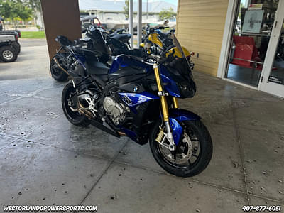 BOATZON | BMW S 1000 R San Marino Blue 2020