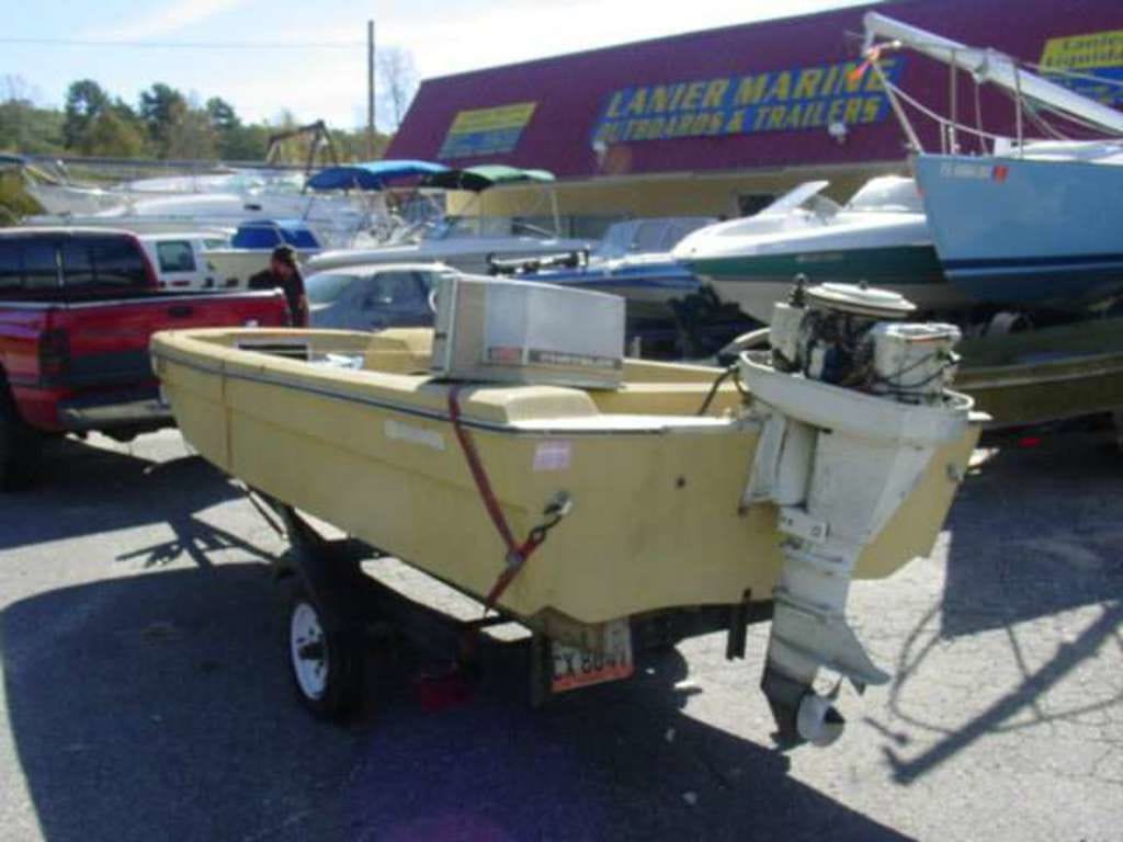 Used Bonito Bananza Bass Boat Chrysler 55 1971 for sale in
