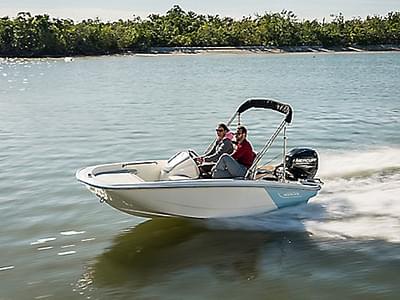 BOATZON | Boston Whaler 130 Super Sport 2024