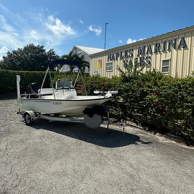 BOATZON | Boston Whaler 150 Montauk 2014