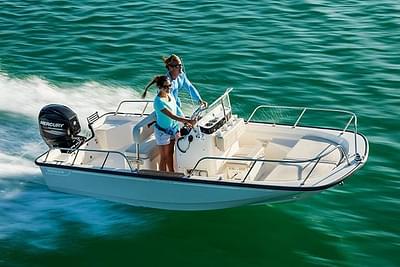 BOATZON | Boston Whaler 150 Montauk 2024