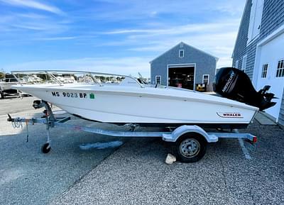 BOATZON | Boston Whaler 150 Super Sport 2016