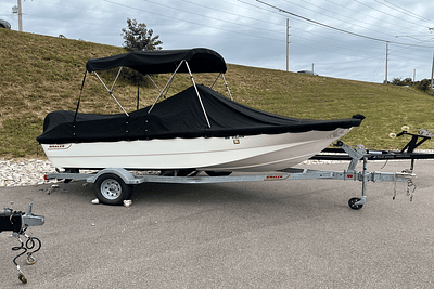 BOATZON | Boston Whaler 17 MONTAUK 2017