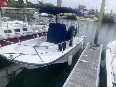 BOATZON | Boston Whaler 170 Montauk 2014