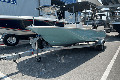 BOATZON | Boston Whaler 170 Montauk 2024