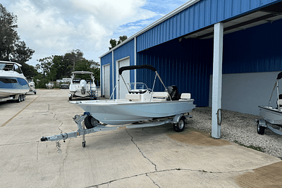 BOATZON | Boston Whaler 170 Montauk 2025