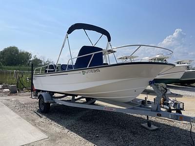 BOATZON | Boston Whaler 190 Montauk 2012