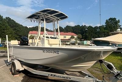 BOATZON | Boston Whaler 190 Montauk 2020