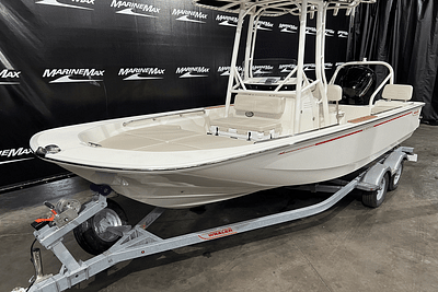 BOATZON | Boston Whaler 190 Montauk 2024