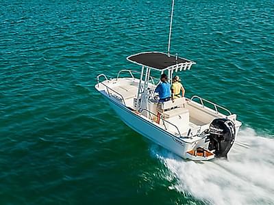 BOATZON | Boston Whaler 190 Montauk 2024