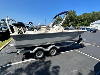 BOATZON | Boston Whaler 190 Montauk 2025