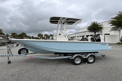 BOATZON | Boston Whaler 190 Montauk 2025