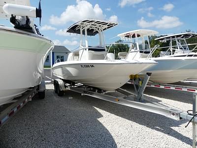 BOATZON | Boston Whaler 210 Dauntless 2019