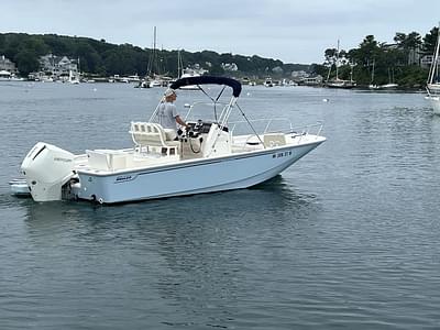 BOATZON | Boston Whaler 210 Montauk 2022