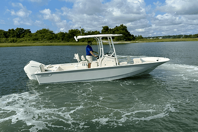 BOATZON | Boston Whaler 210 Montauk 2024