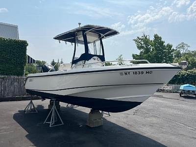 BOATZON | Boston Whaler 210 Outrage 2006