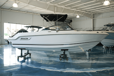 BOATZON | Boston Whaler 210 Vantage 2024