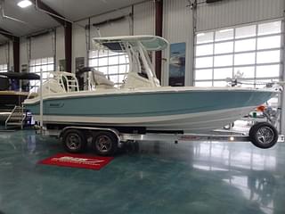 BOATZON | Boston Whaler 220 Dauntless 2023