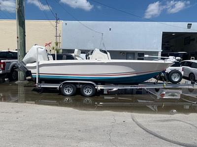 BOATZON | Boston Whaler 220 Dauntless 2023