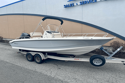 BOATZON | Boston Whaler 220 Dauntless 2024