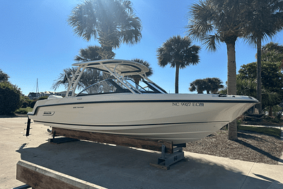 BOATZON | Boston Whaler 230 VANTAGE 2016