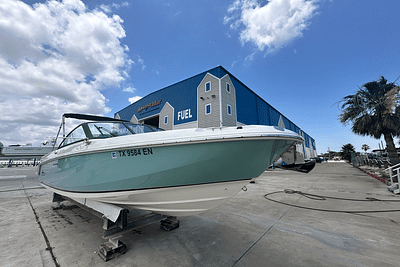 BOATZON | Boston Whaler 230 VANTAGE 2018