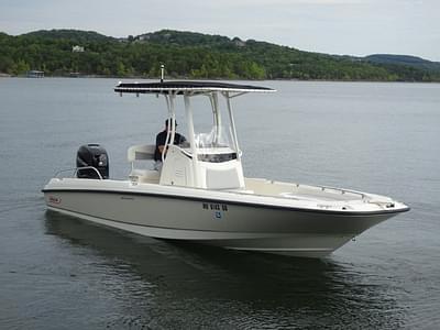 BOATZON | Boston Whaler 240 Dauntless 2016