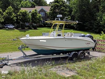 BOATZON | Boston Whaler 240 Outrage