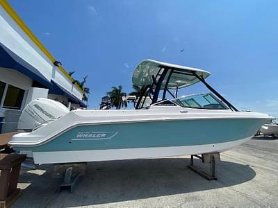 BOATZON | Boston Whaler 240 Vantage 2021