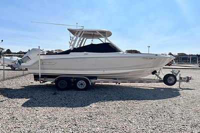 BOATZON | Boston Whaler 240 VANTAGE 2022