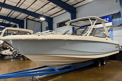 BOATZON | Boston Whaler 240 Vantage 2024