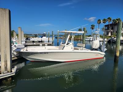 BOATZON | Boston Whaler 250 Dauntless 2022