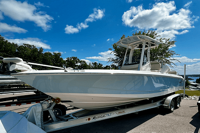 BOATZON | Boston Whaler 250 DAUNTLESS 2023