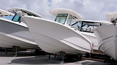BOATZON | Boston Whaler 250 Outrage 2025 BOATZON | Boston Whaler 250 Outrage 2025