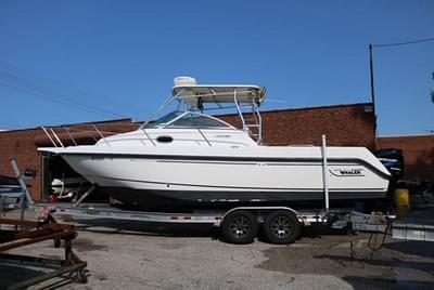 BOATZON | Boston Whaler 26 Conquest 2001