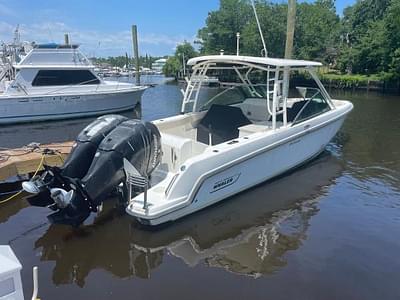 BOATZON | Boston Whaler 270 Vantage 2016