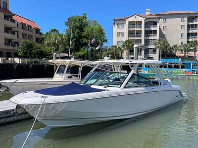 BOATZON | Boston Whaler 32 VANTAGE 2020