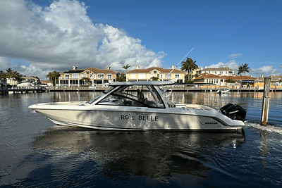 BOATZON | Boston Whaler 320 VANTAGE 2020