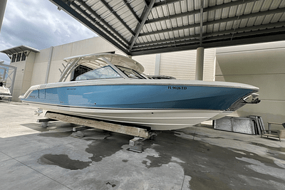 BOATZON | Boston Whaler 320 VANTAGE 2022