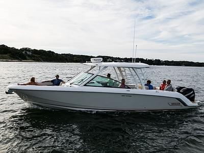 BOATZON | Boston Whaler 320 Vantage 2024