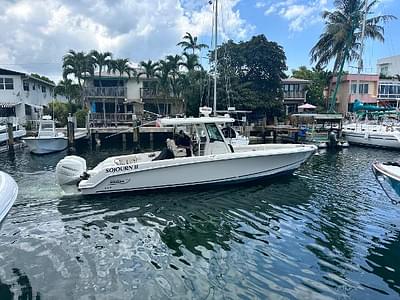 BOATZON | Boston Whaler 330 Outrage 2016