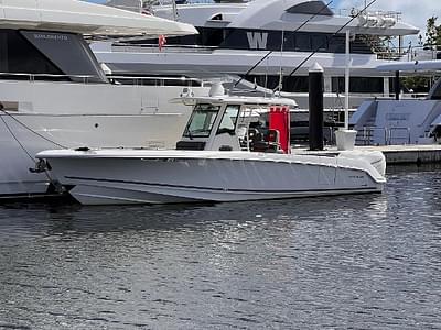 BOATZON | Boston Whaler 330 Outrage 2019