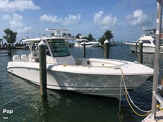 BOATZON | Boston Whaler 350 Outrage