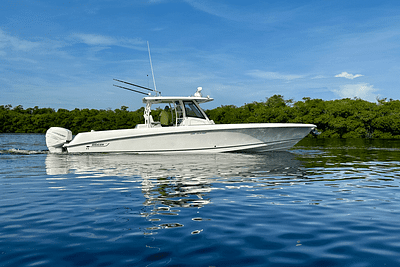 BOATZON | Boston Whaler 350 OUTRAGE 2018