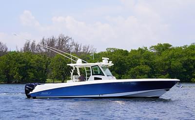 BOATZON | Boston Whaler 370 Outrage 2011