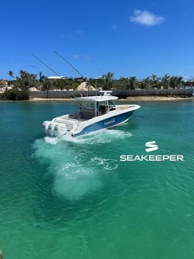 BOATZON | Boston Whaler 380 Outrage 2020