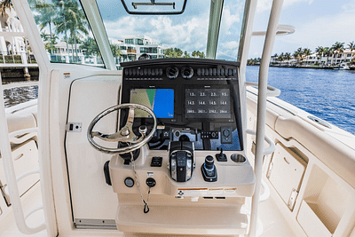 BOATZON | Boston Whaler 380 Outrage 2021