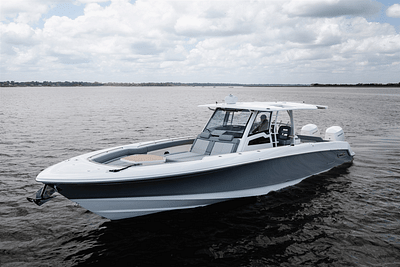 BOATZON | Boston Whaler 380 Outrage 2024