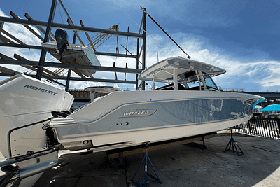 BOATZON | Boston Whaler 380 Outrage 2024