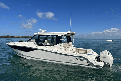 BOATZON | Boston Whaler 405 CONQUEST 2022